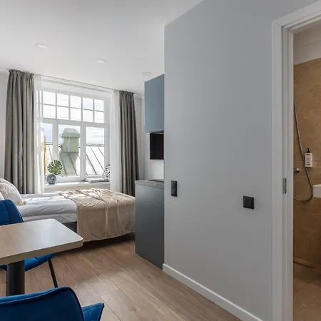 Apartment Hideaway In The Heart Of Old Town Streets *